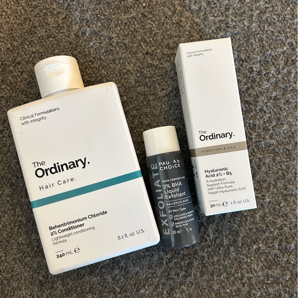 NWT Ordinary Hyaluronic Acid & Behentrimonium Chloride 2% Conditioner w/ sample